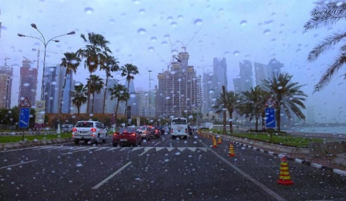 Qatar Meteorology Warns of Thundery Rain Strong Wind and High Sea